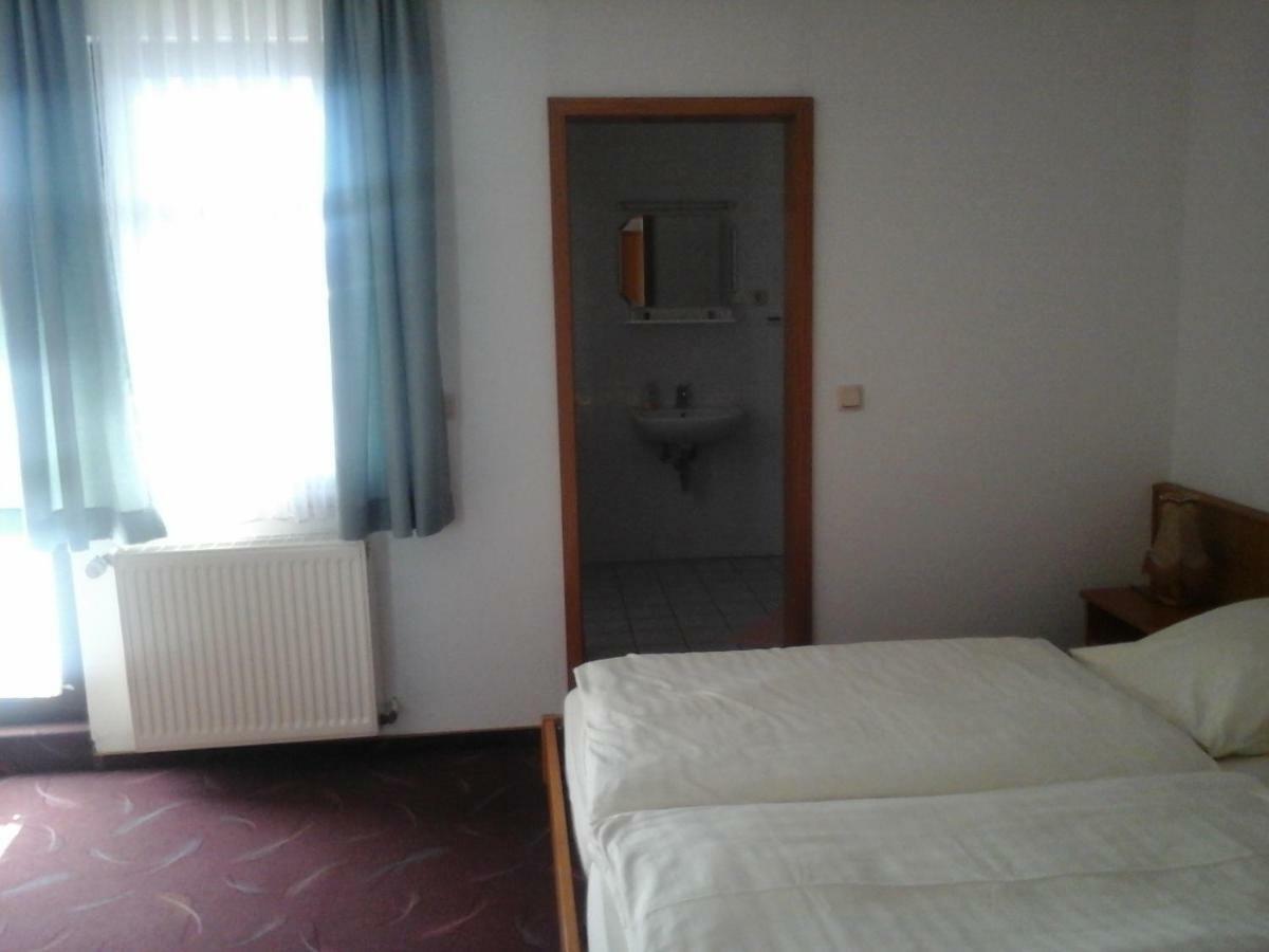 Landhotel Zur Krone Kieselbach Exterior foto